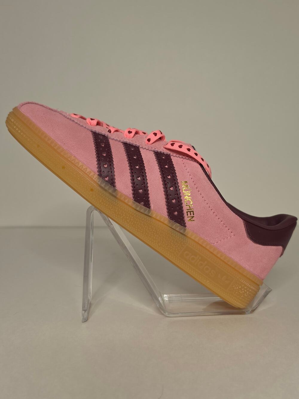 Adidas München W – Women’s 5.5 – Pink/Maroon/Gum – New in Box